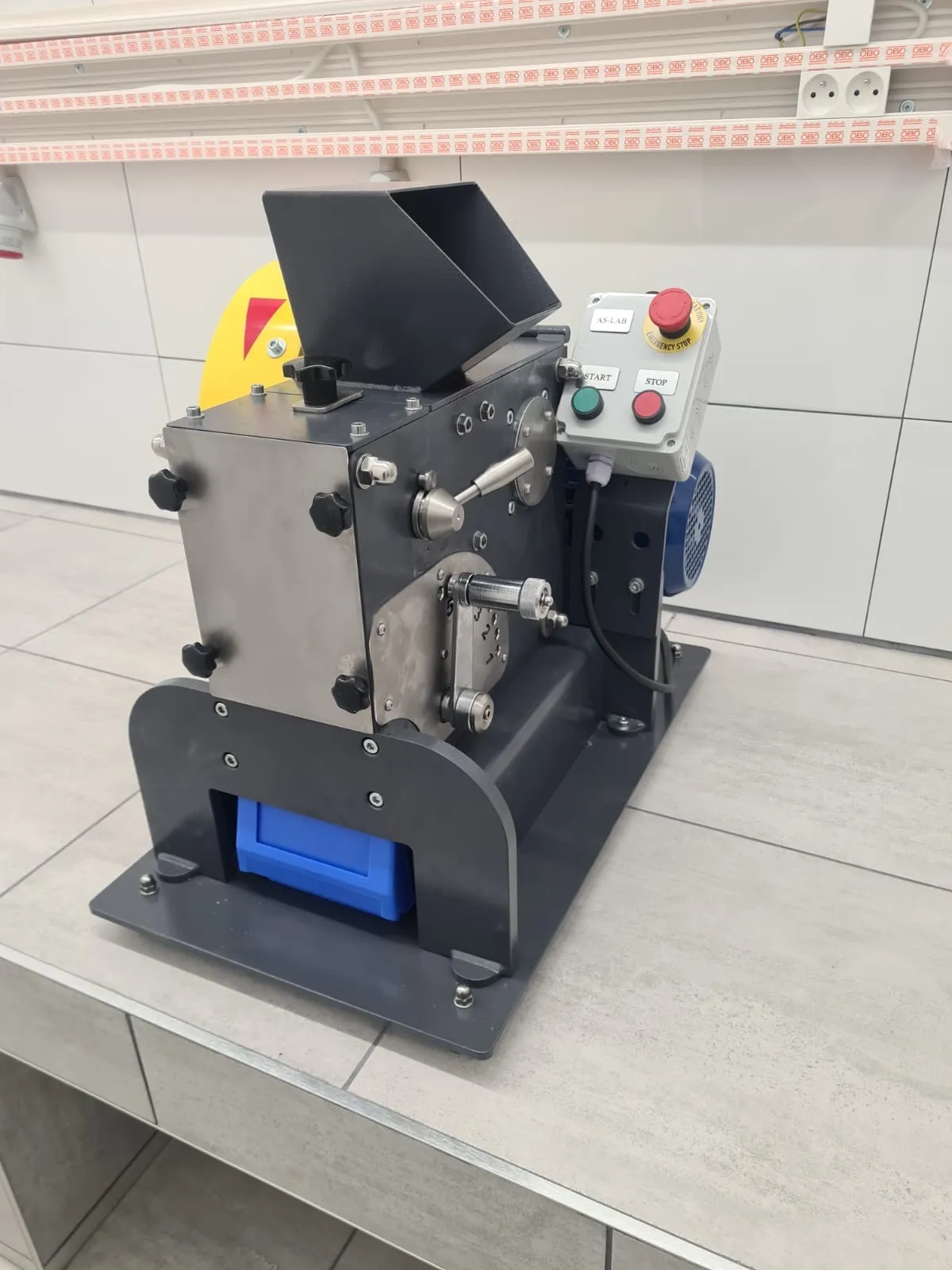Kruszarka szczękowa ZKS-100 - AS‑LAB